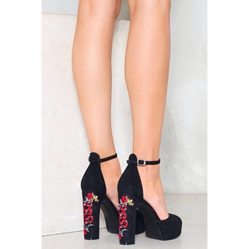 Crawling King Snake Vegan Leather Heels